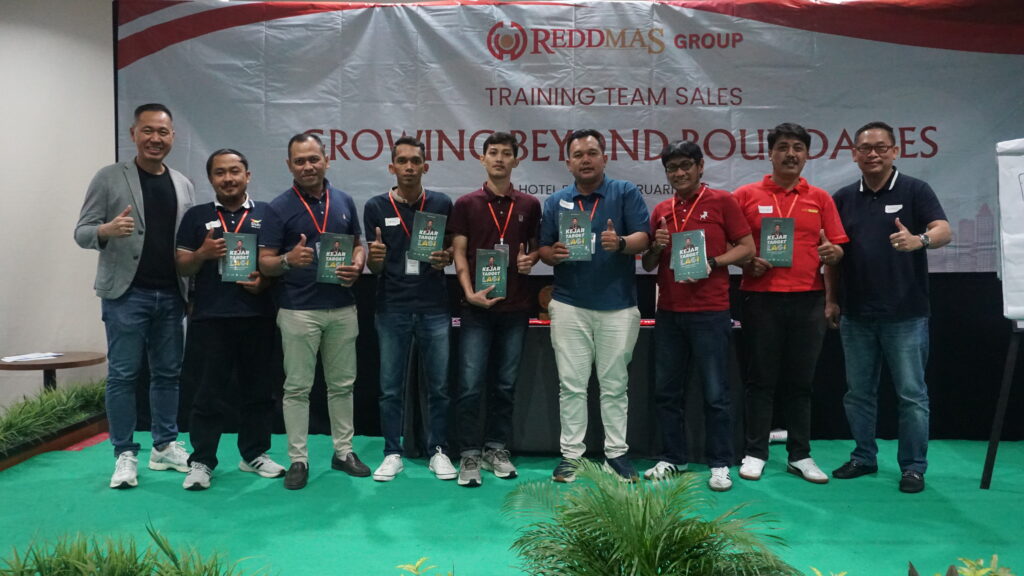Sales Team Bahan Bangunan Reddmas Group