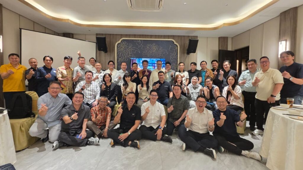 Dedy Budiman Founder SDI bersama 50 member Sales Director Indonesia membahas strategi retail 2026